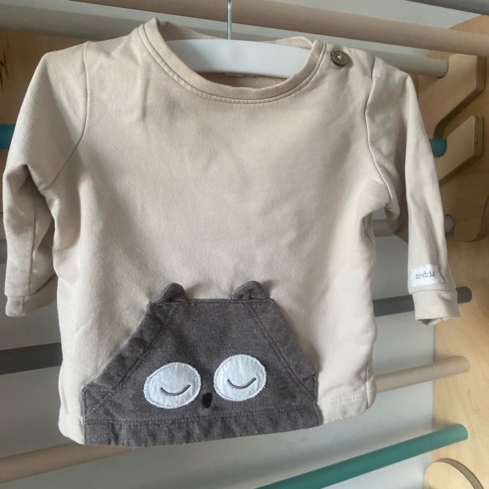 Newbie Beige sweatshirt for babies
